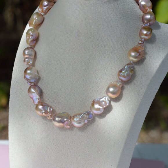 Metallic AAAA Flameball Baroque Pearl Necklace – 17" - Picture 4 of 12